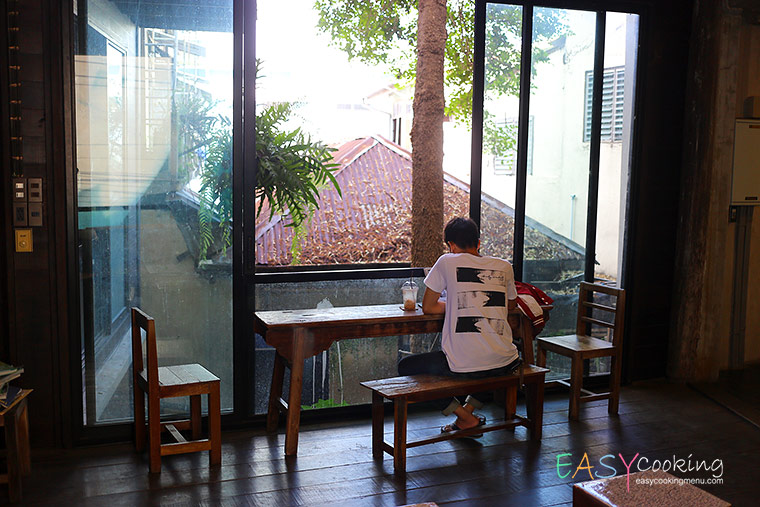 หอศิลป์ร่วมสมัย  Tao Hong Tai d kunst5.jpg