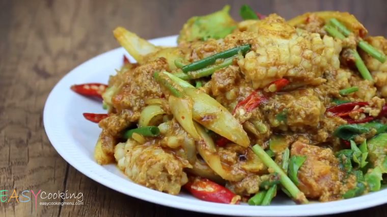 หมึกผัดไข่เค็ม