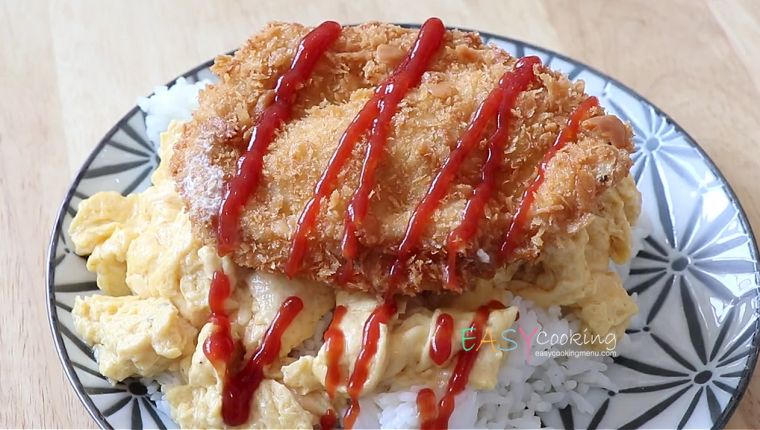 ข้าวไข่นุ่มทงคัตสึไส้ชีส