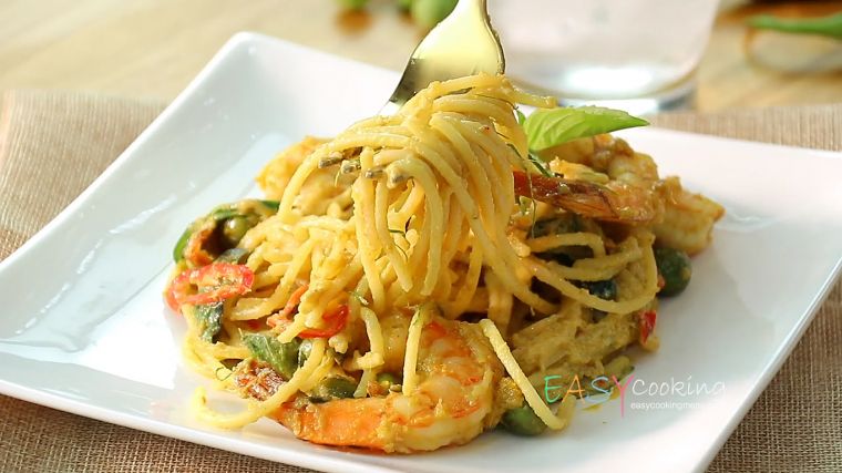 สปาเก็ตตี้เขียวหวานกุ้ง