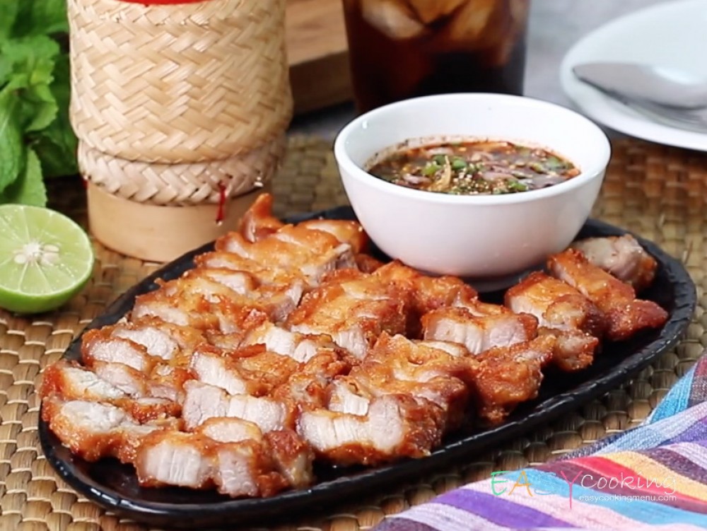 หมูสามชั้นทอดน้ำจิ้มแจ่ว