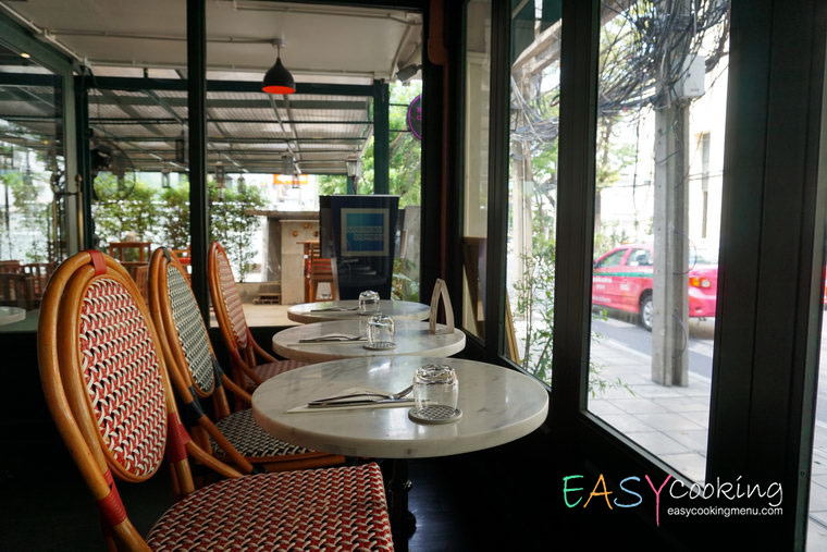 Bistro_Conven_2.jpg