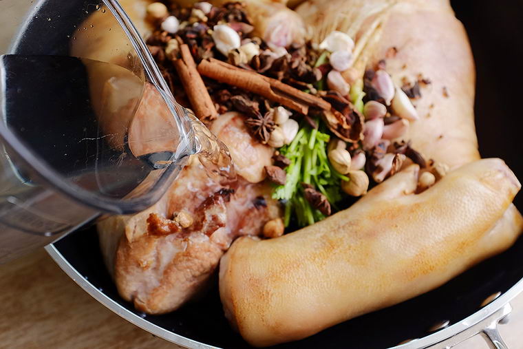 Pork-leg-soup5.jpg