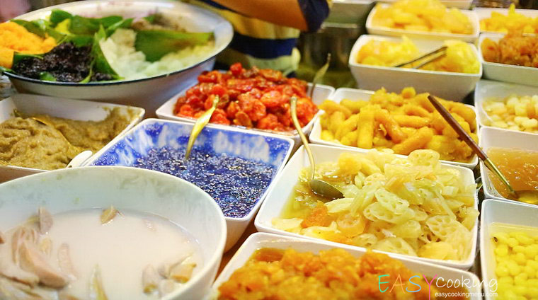 ร้านขนมหวานนกน้อย หน้าวัดมหาธาตุ