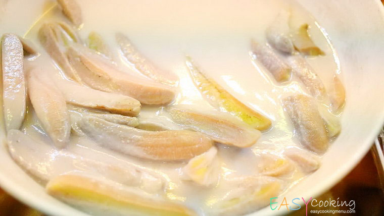 ร้านขนมหวานนกน้อย หน้าวัดมหาธาตุ