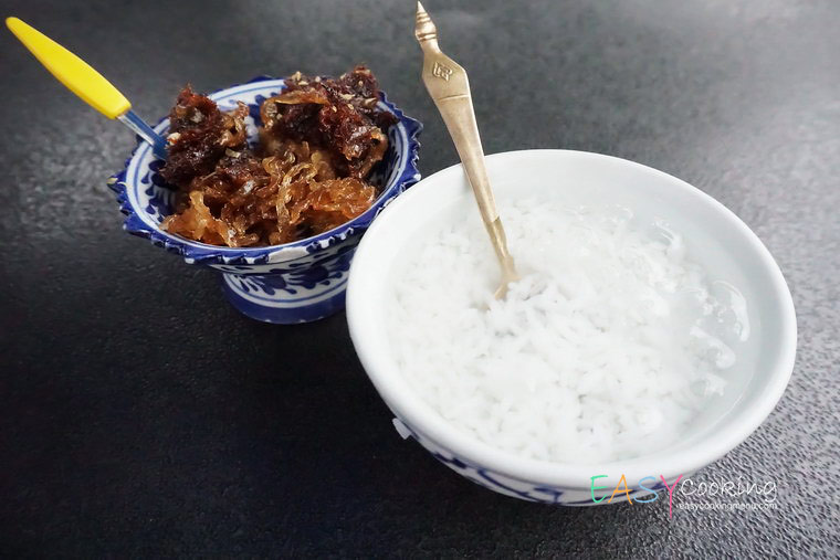 ข้าวแช่แม่ลาภ