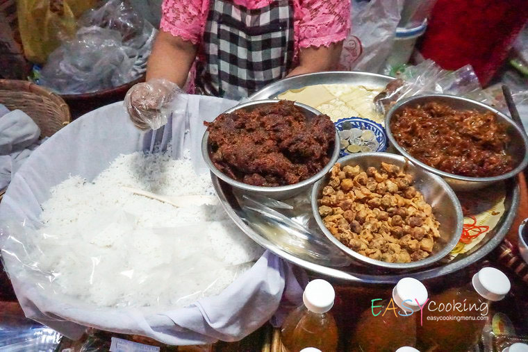 ข้าวแช่แม่อร