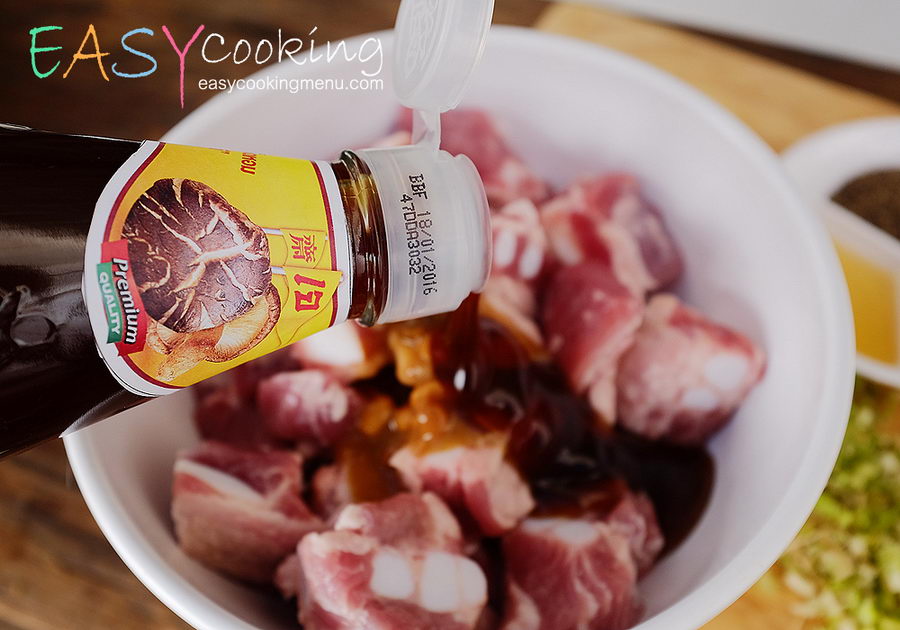 ซี่โครงหมูตุ๋นเต้าเจี้ยว