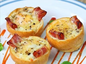 ขนมปังอบชีสไข่แฮม