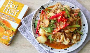 ปลาหมึกกระดอง ผัดซอสผงกะหรี