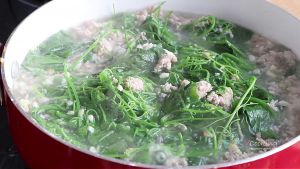 แกงจืดตำลึงหมูสับ