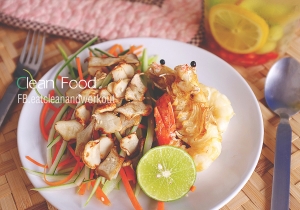 สลัดเห็ดย่างกุ้งย่าง+infusedwater (มะยม+ทับทิม+เลมอน)