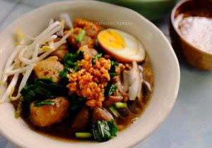 ก๋วยจั๊บสูตรโบราณนครปฐม