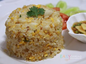ข้าวผัดปู