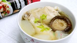 ซุปไก่ตุ๋นฟักมะนาวดอง