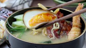 นิสชินทงคตสึราเมน