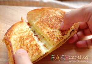 Grilled cheese (กริลชีส แบบง่ายยย)