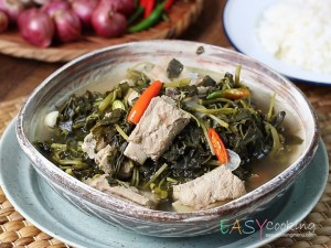 ซี่โครงหมูต้มผักเสี้ยน