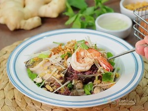 ข้าวต้มแห้งทะเลรวมมิตร